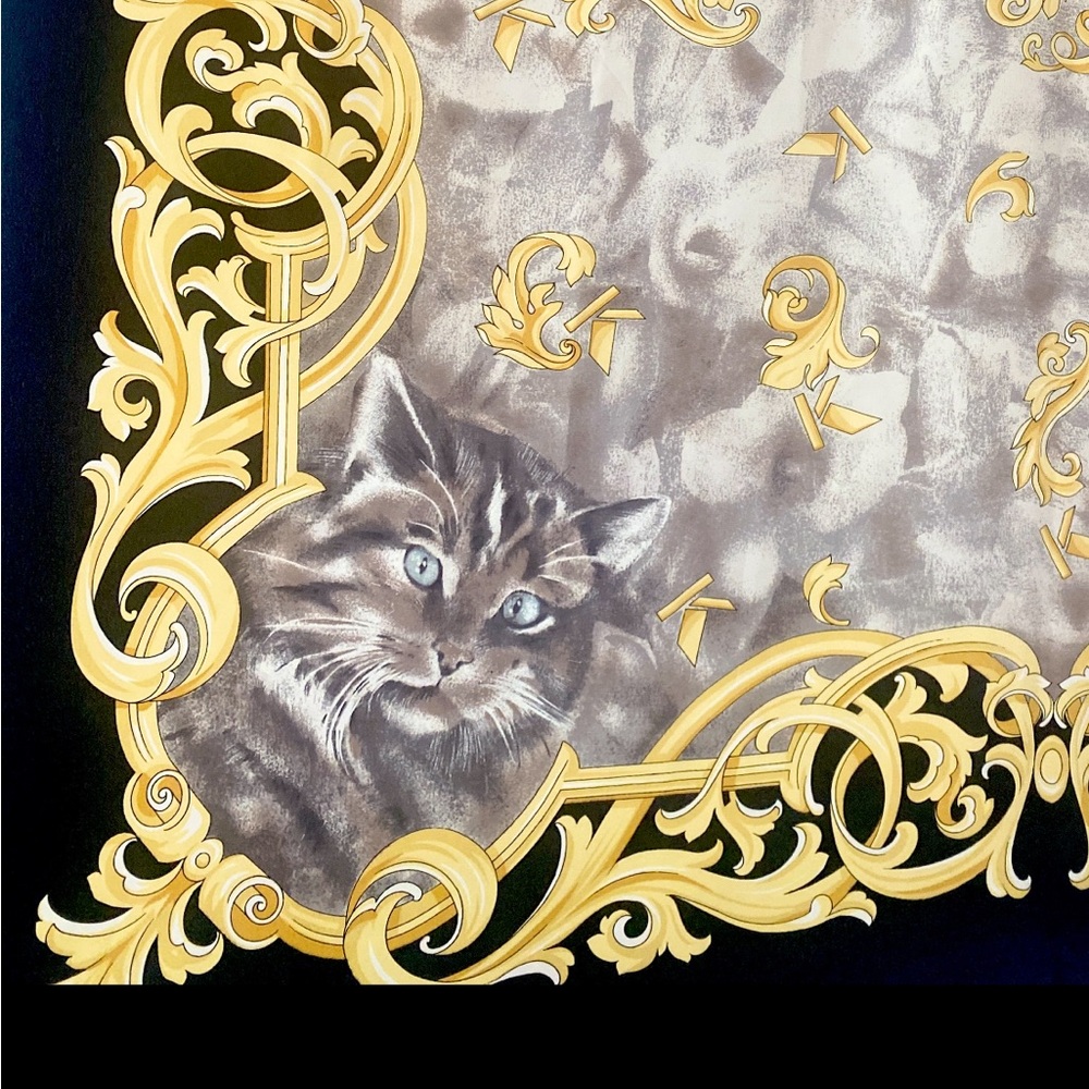 KRIZIA Vintage silk Scarf w/ grey kitty cat motif  34 x 34 inches‎ Made in Italy